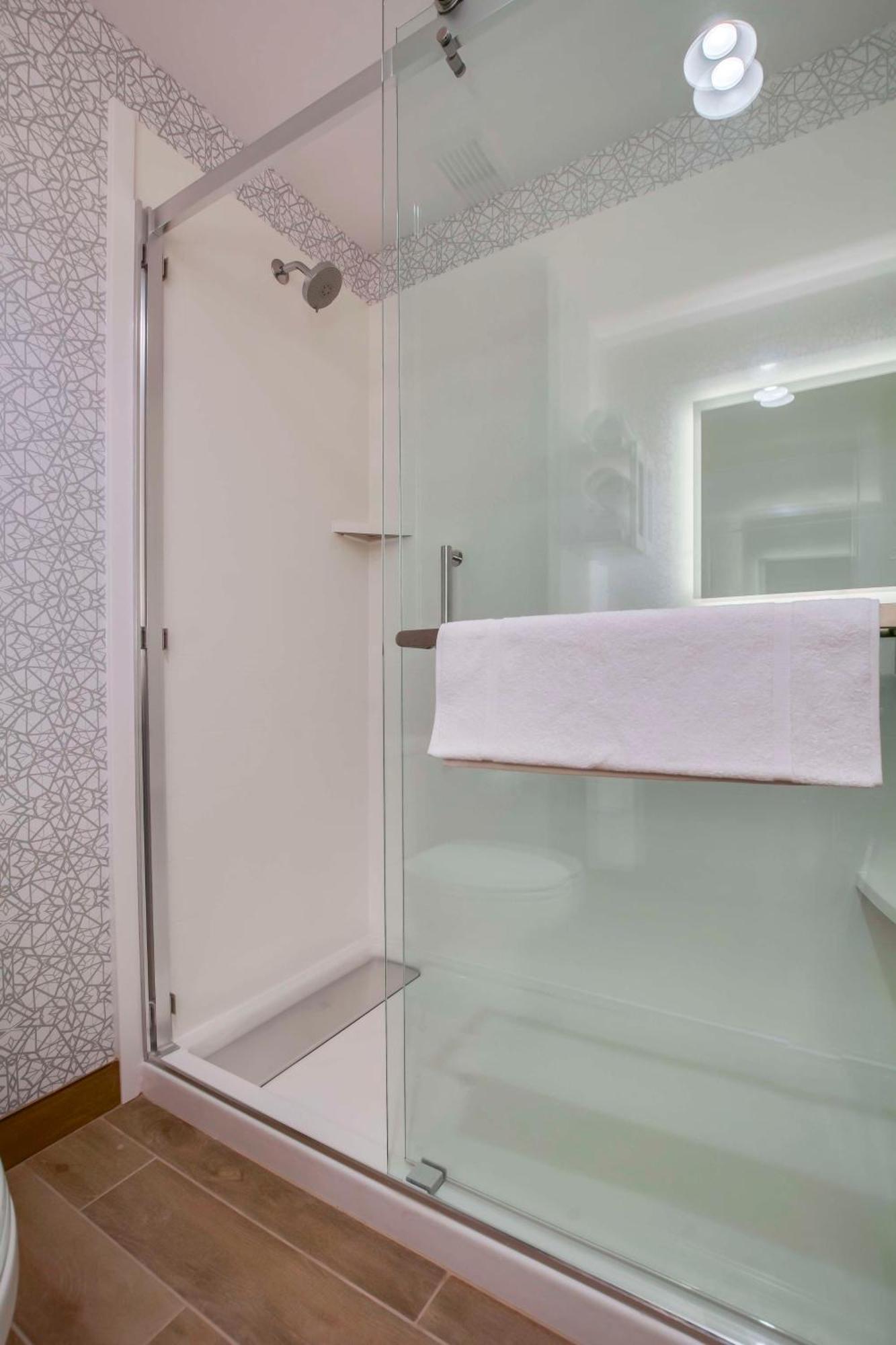 Hampton Inn & Suites By Hilton Louisville East Oxmoor Ngoại thất bức ảnh