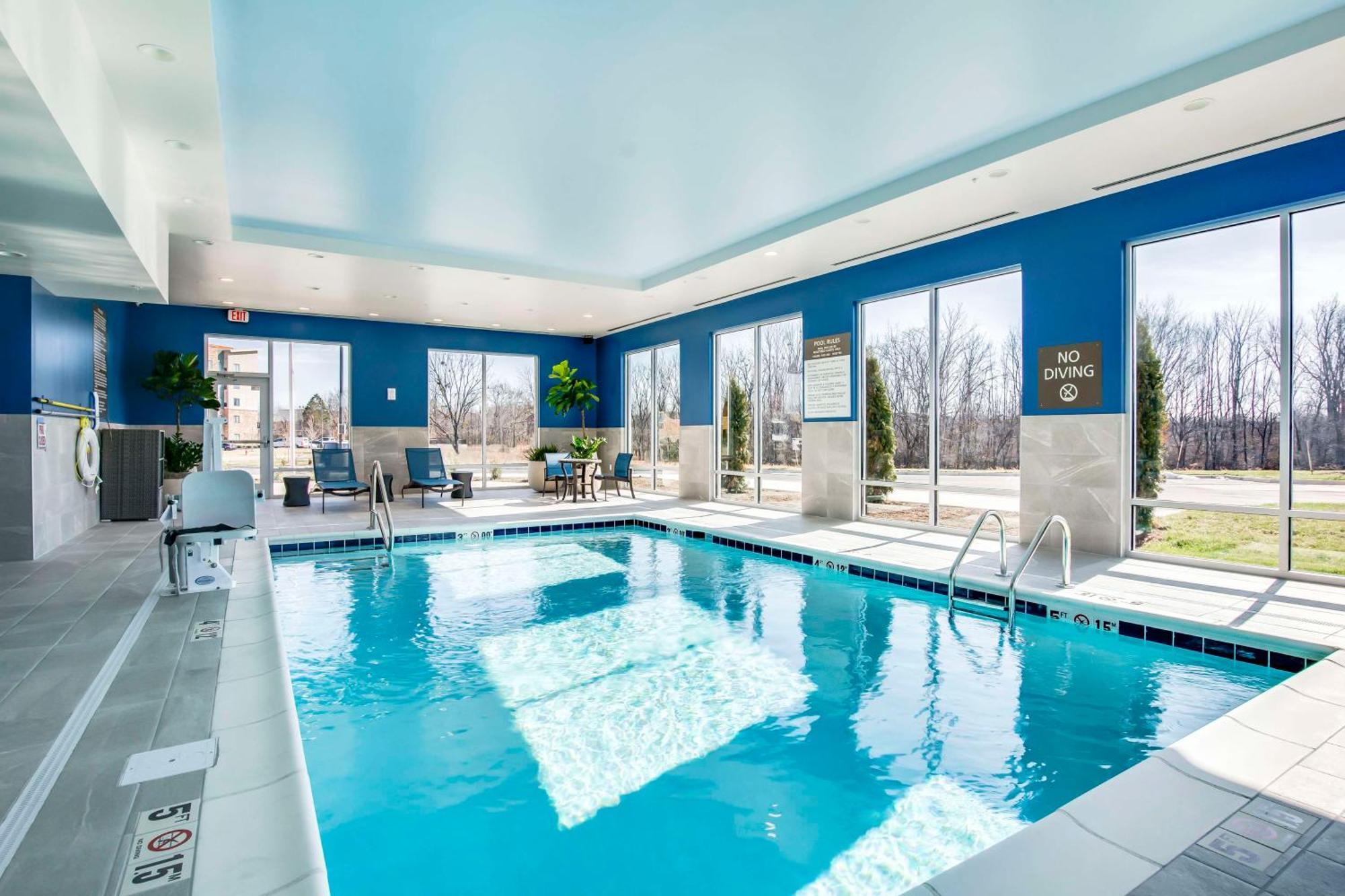 Hampton Inn & Suites By Hilton Louisville East Oxmoor Ngoại thất bức ảnh
